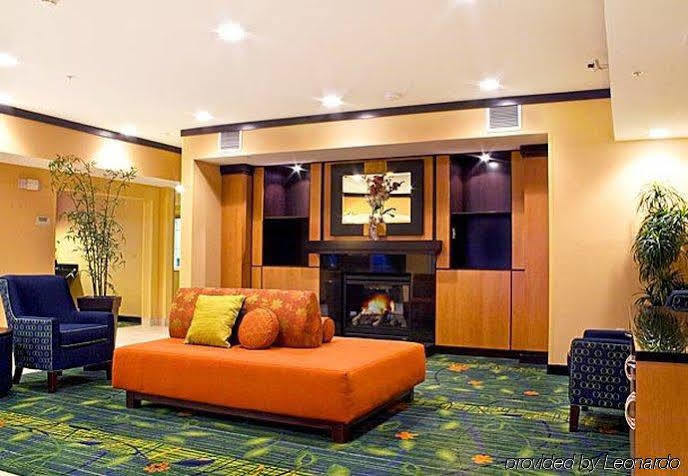 Fairfield Inn & Suites Hartford Манчестер Экстерьер фото